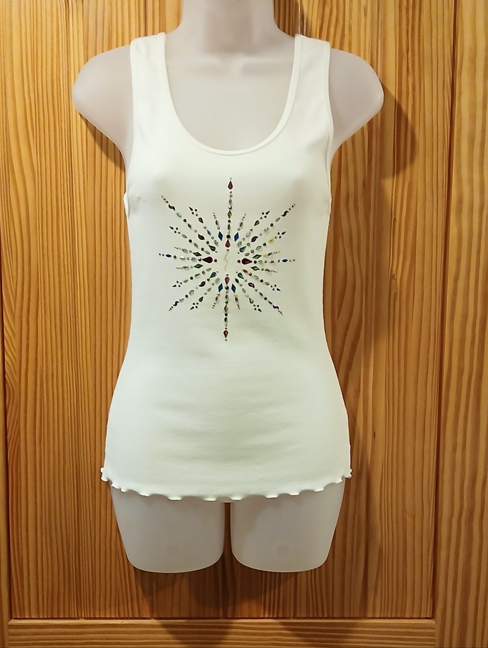 🎉4 For $25🎉 Vintage 90s Off White Tank w/cool Rhinestone Design In Front